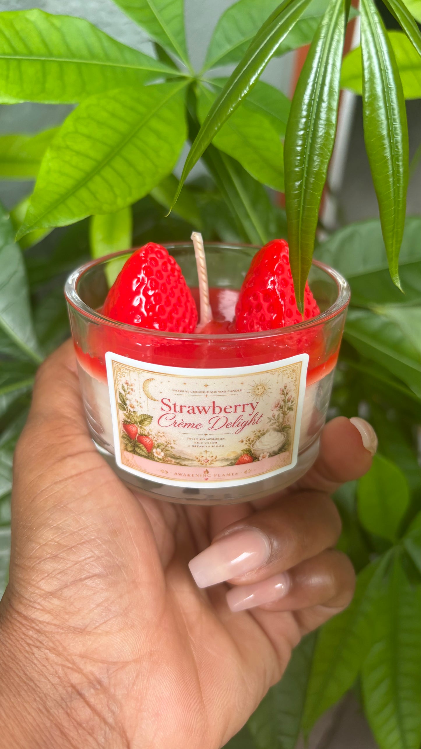 Strawberry Creme Delight 4oz Candle: Freshly made to order
